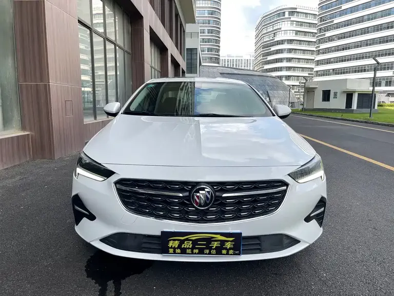 Buick Regal 552 T Luxury