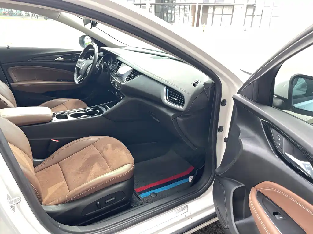 Regal 552 T Luxury