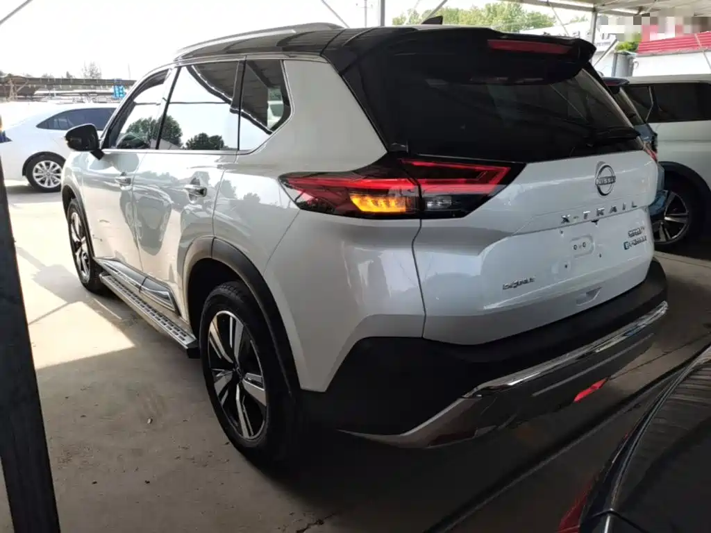 X-Trail e-POWER Super Hybrid Dual Motor 4 WD Supreme