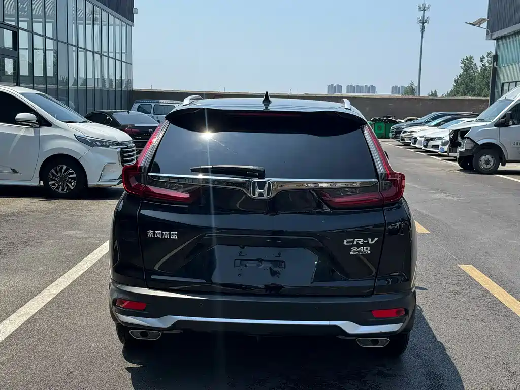Honda CR-V 240 TURBO CVT 2 WD Style