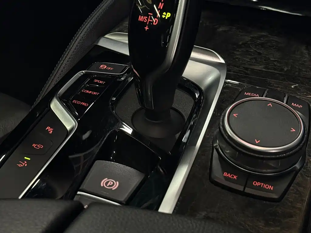 BMW 6 Series GT 630 i M Sport Package