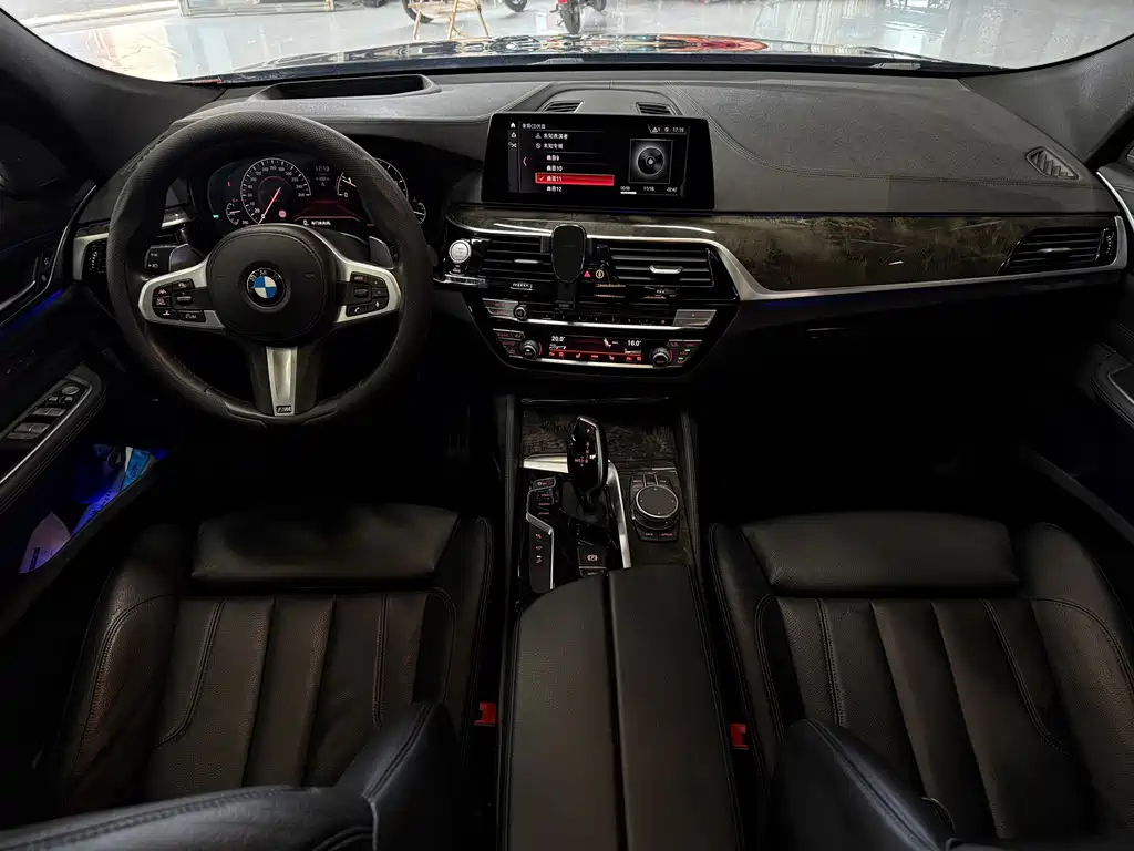 BMW 6 Series GT 630 i M Sport Package
