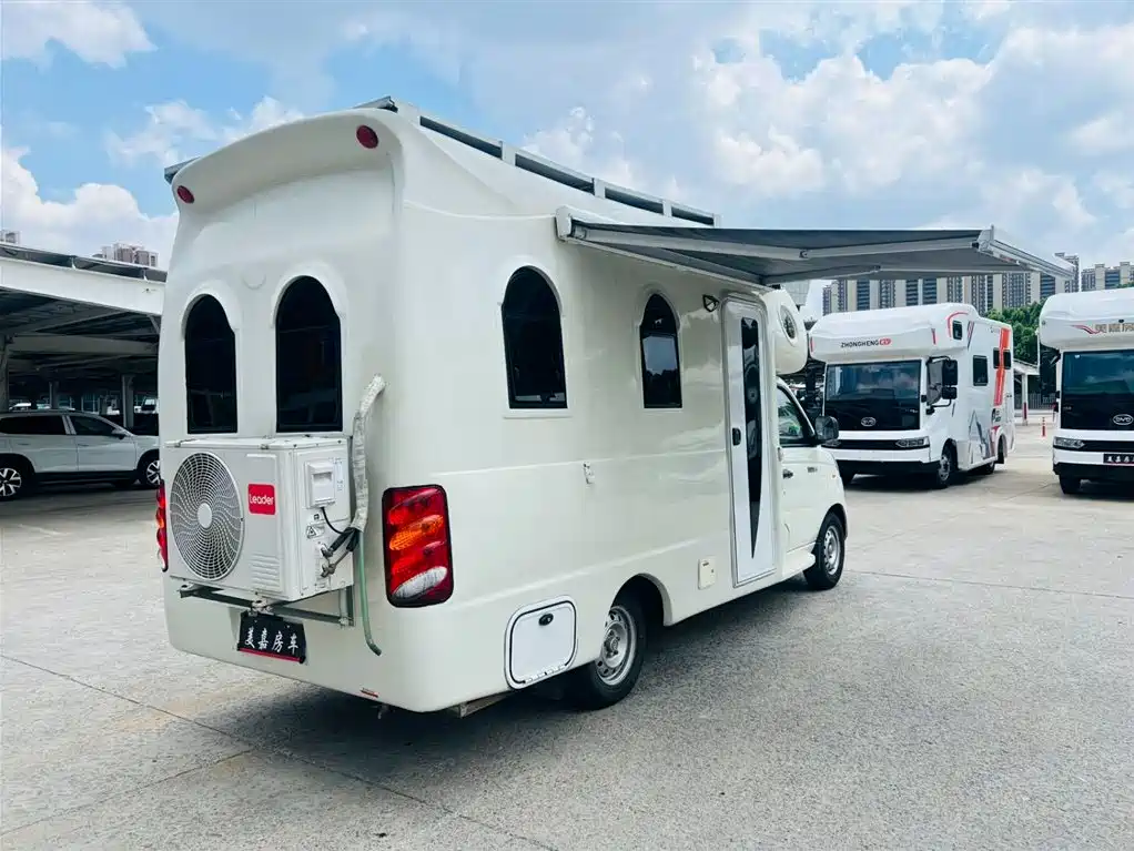祥菱V 祥菱V C型房车 2022款 1.5 L 手动