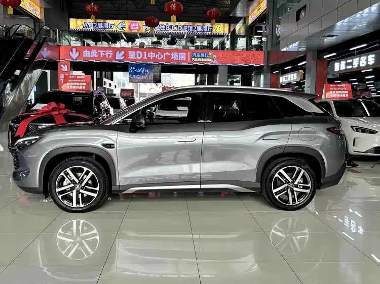 Song L DM-i Smart Drive 112 km Leading