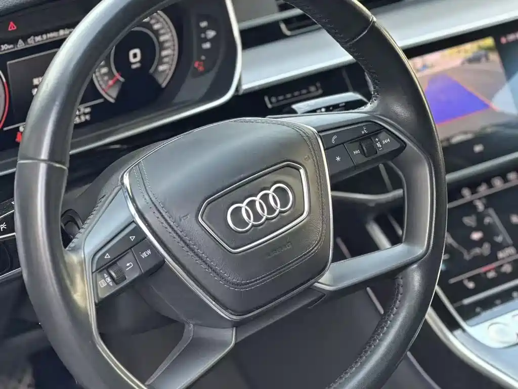 Audi A8 Plus A8 L 50 TFSI quattro Comfort