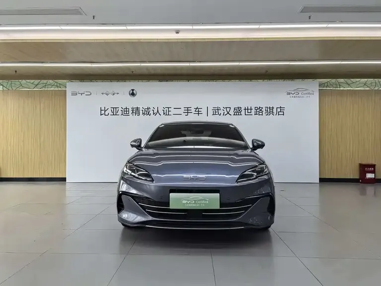 BYD Seal 06 DM-i Smart Drive 120 KM Honored