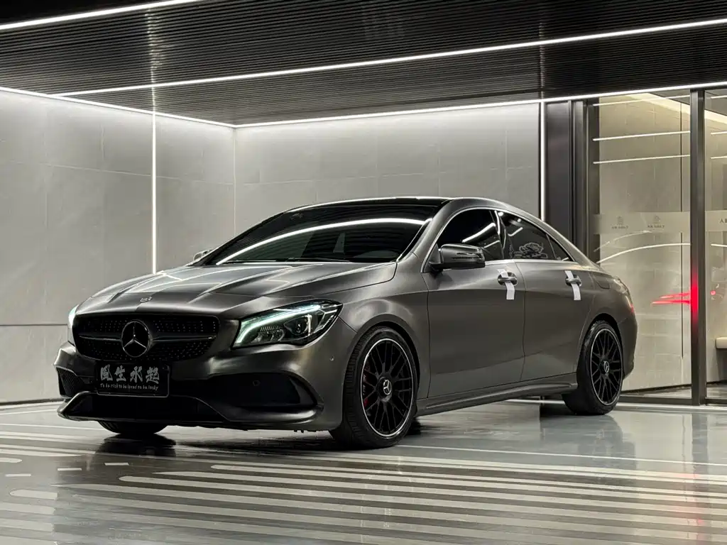 Mercedes-Benz CLA (Import) CLA 200 Fashion