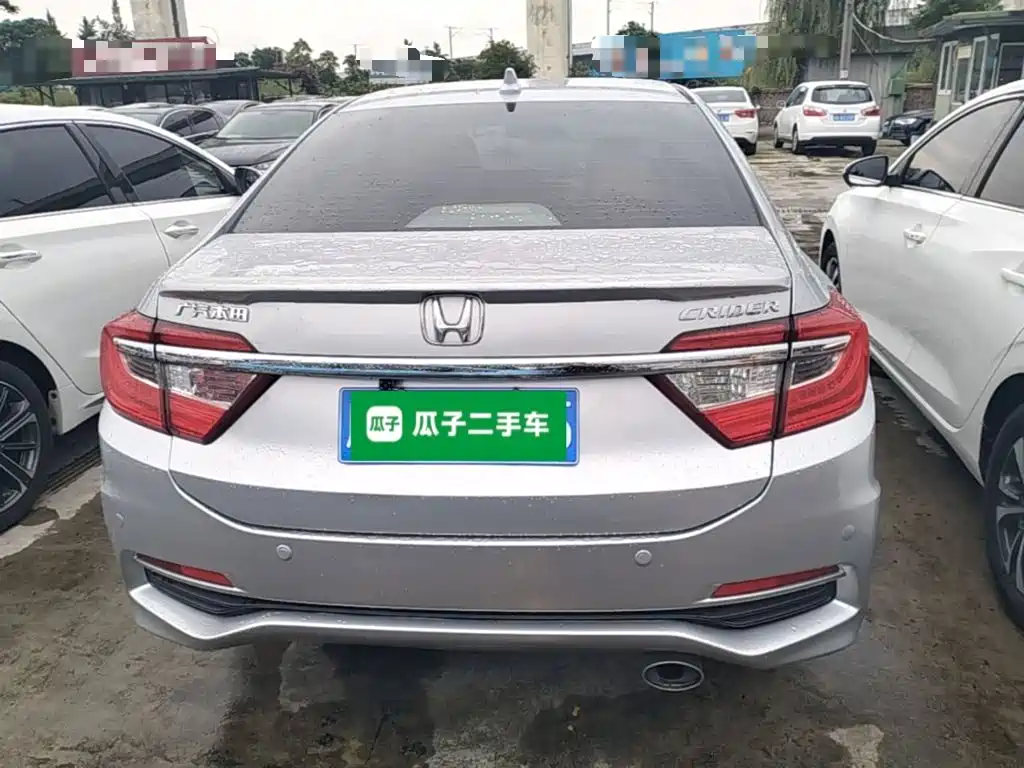 Crider 1.8 L Auto Luxury