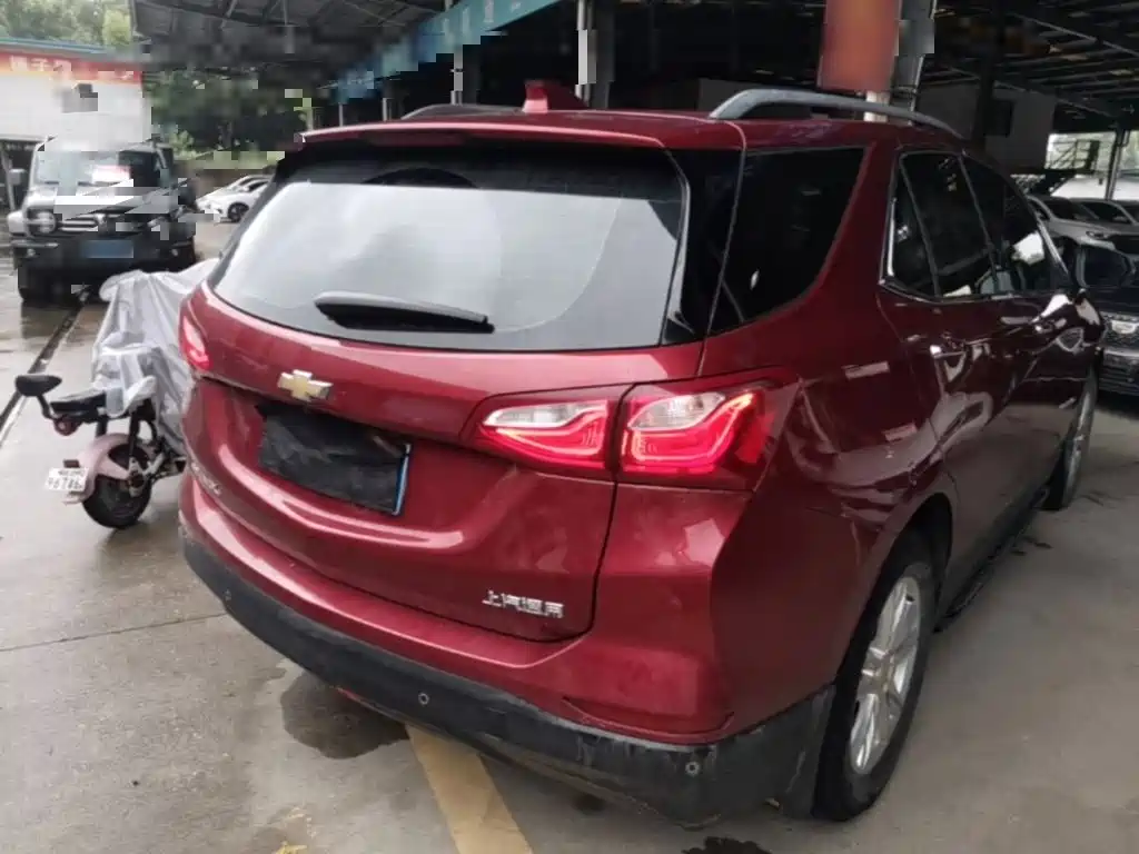 Equinox 探界者 2017款 535 T 自动驭界版