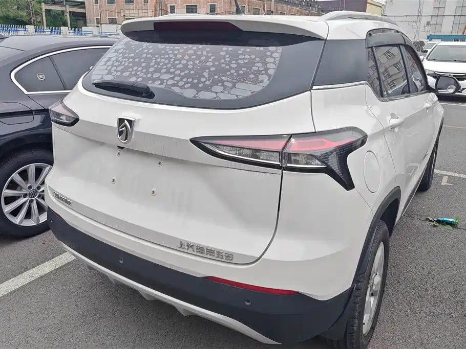 Baojun 510 1.5 L Manual Pleasure CN-V