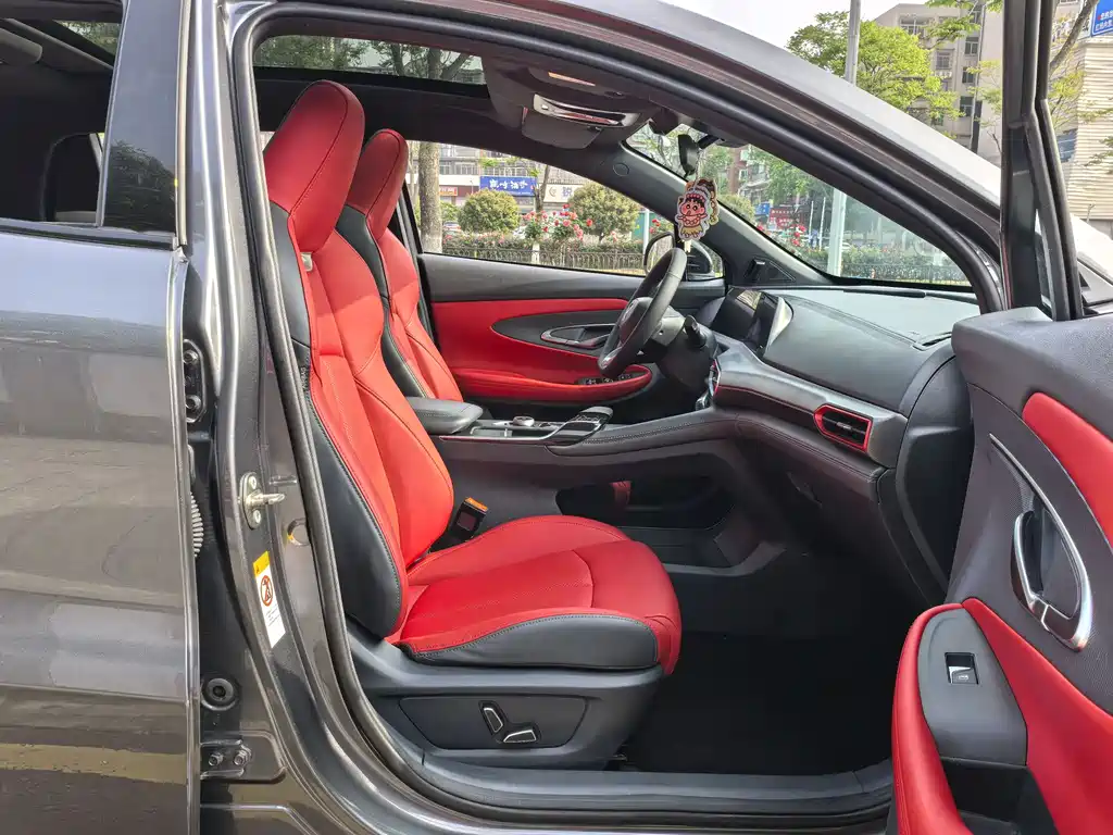 Changan UNI-T 1.5 T Sport Flagship