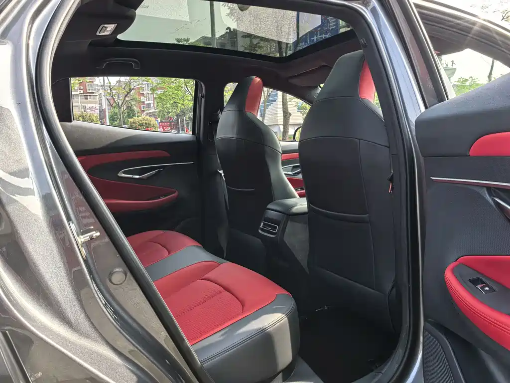 Changan UNI-T 1.5 T Sport Flagship