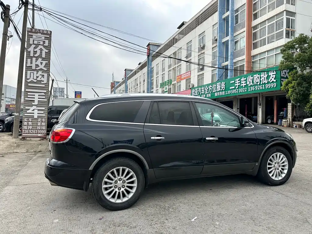 Enclave 3.6 L Flagship