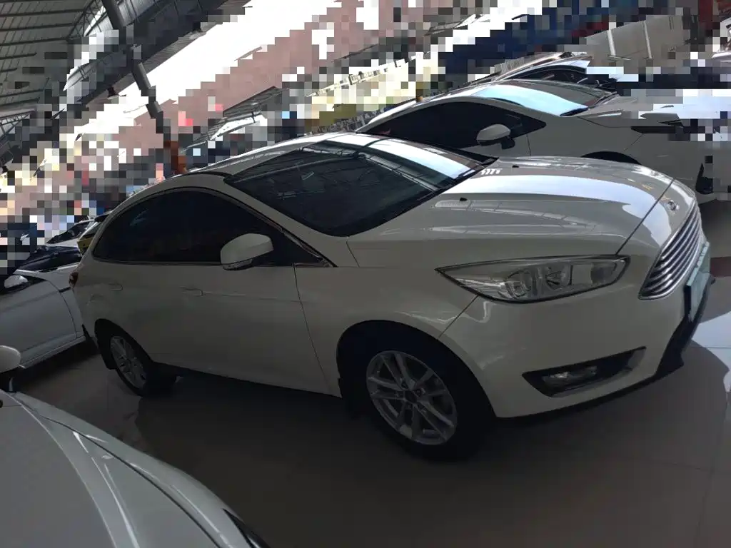 Focus Sedan 1.6 L Auto Style