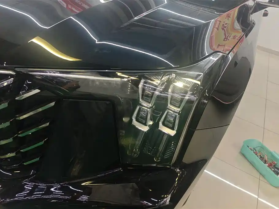 GAC Trumpchi GS8 Navigator Series 2.0 TGDI 2 WD Luxury Connected 7-seat