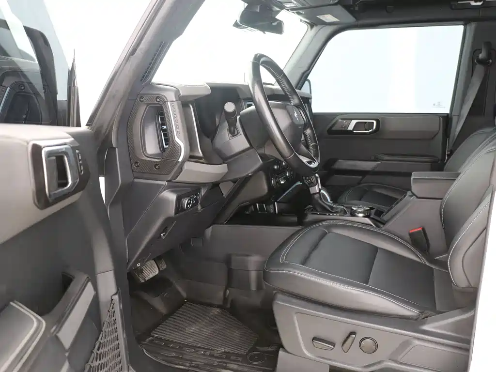 Ford Bronco 2.3 T Ink Diamond Bigfoot Offroad