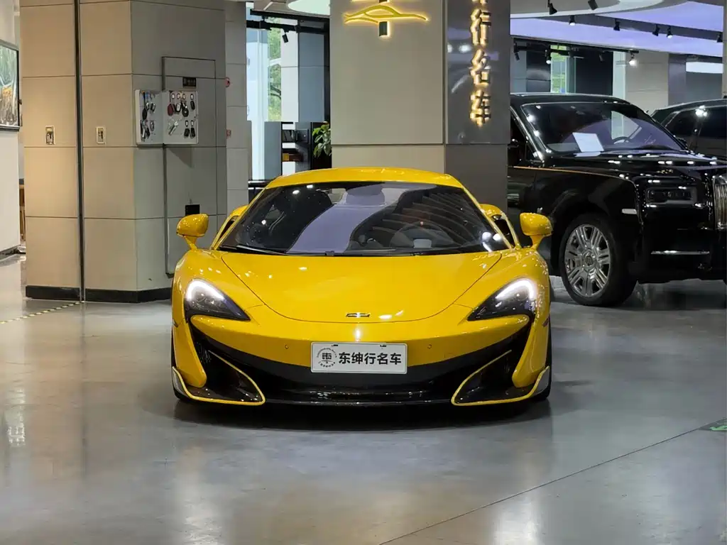 McLaren 600 LT 3.8 T Coupe