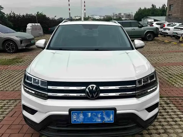 Volkswagen Tharu 280 TSI 2 WD Comfort