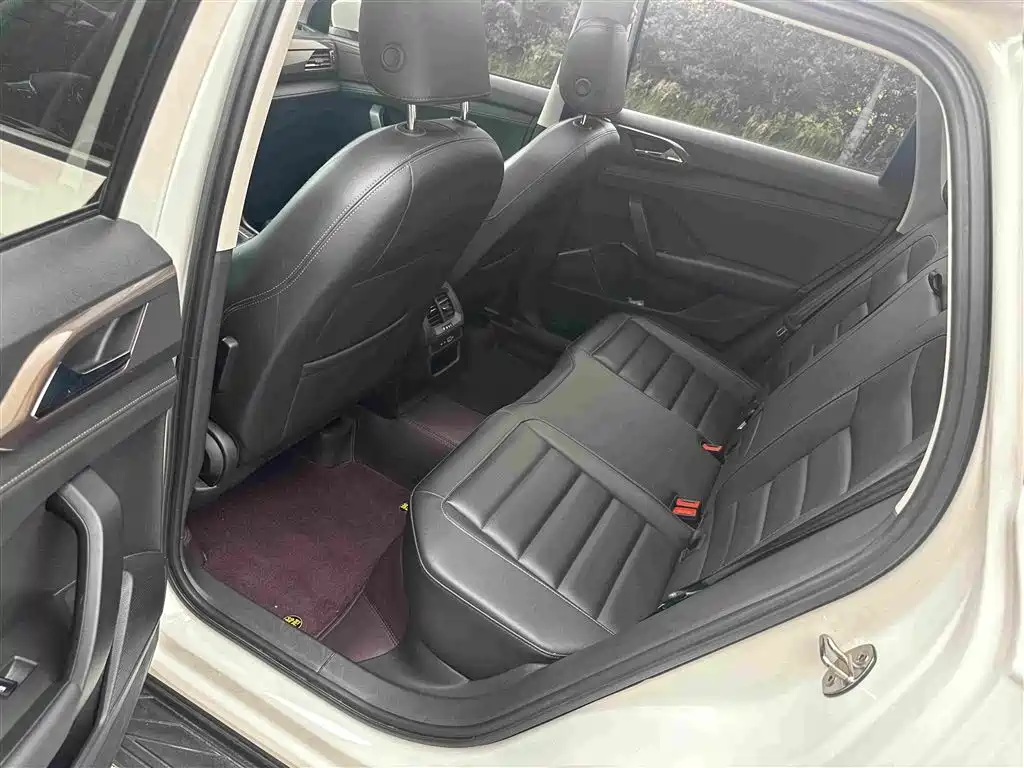 Tharu 280 TSI 2 WD Comfort