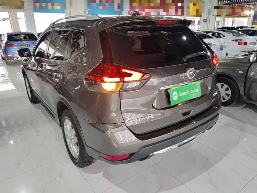 X-Trail 2.0 L CVT Connected Comfort 2 WD