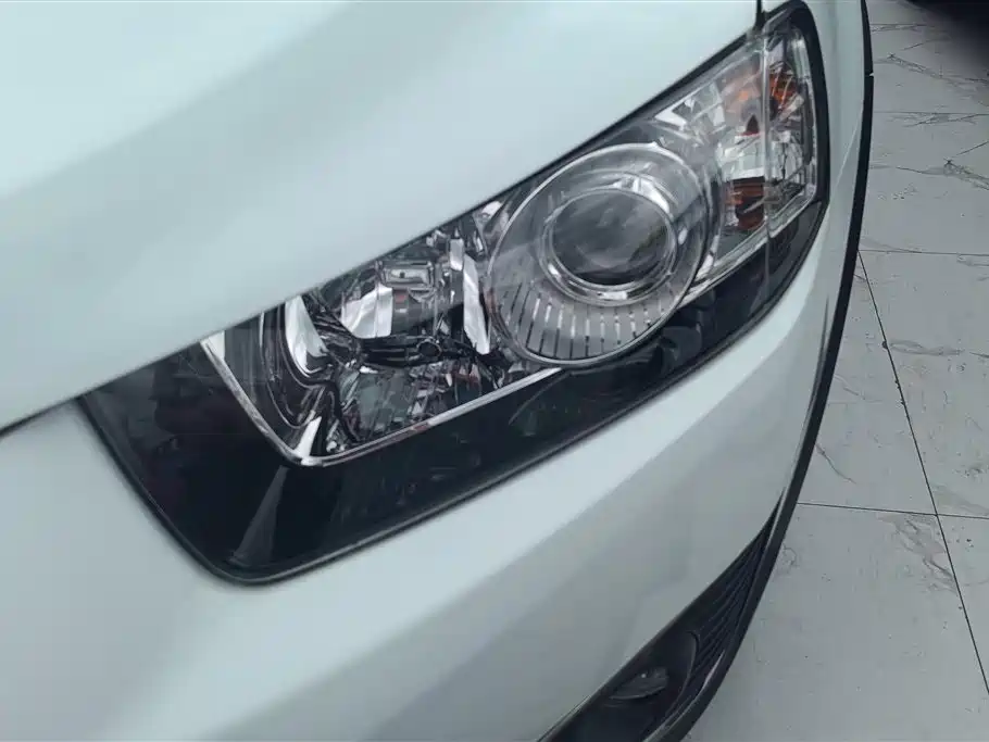 Captiva 2.4 L 2 WD Luxury 7-seat