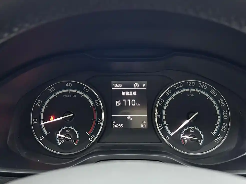 Karoq TSI280 Luxury