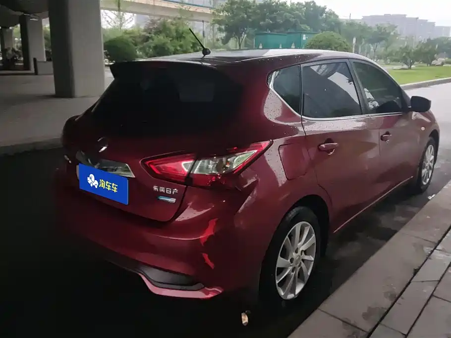 Tiida 1.6 L CVT Cool Motion