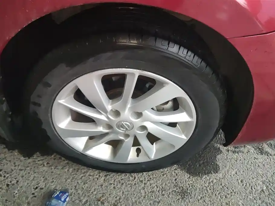 Tiida 1.6 L CVT Cool Motion