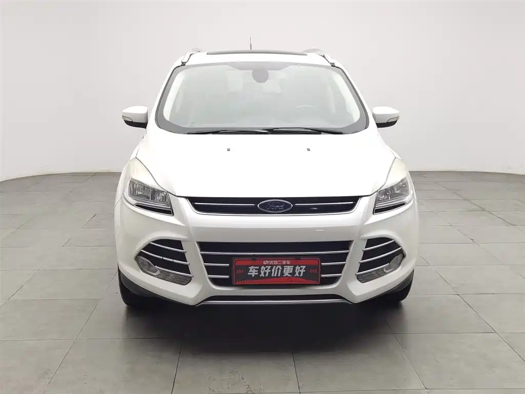 Kuga 1.6 L GTDi 4 WD Elite