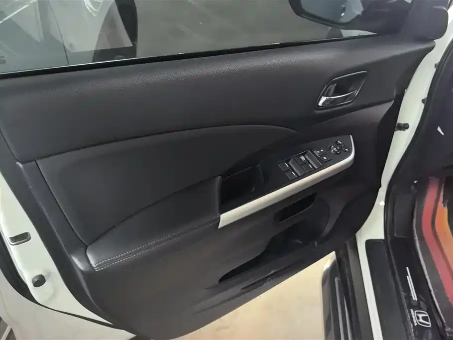 Honda CR-V 2.4 L 2 WD Luxury
