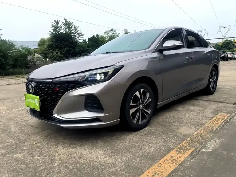 Changan Eado PLUS Blue Whale NE 1.4 T GDI DCT Distinguished