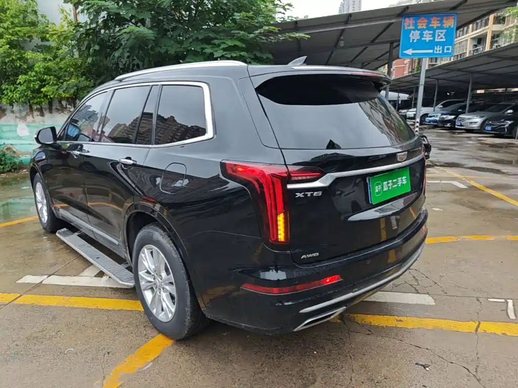 Cadillac XT6 凯迪拉克XT6 2020款 28 T 七座风尚型