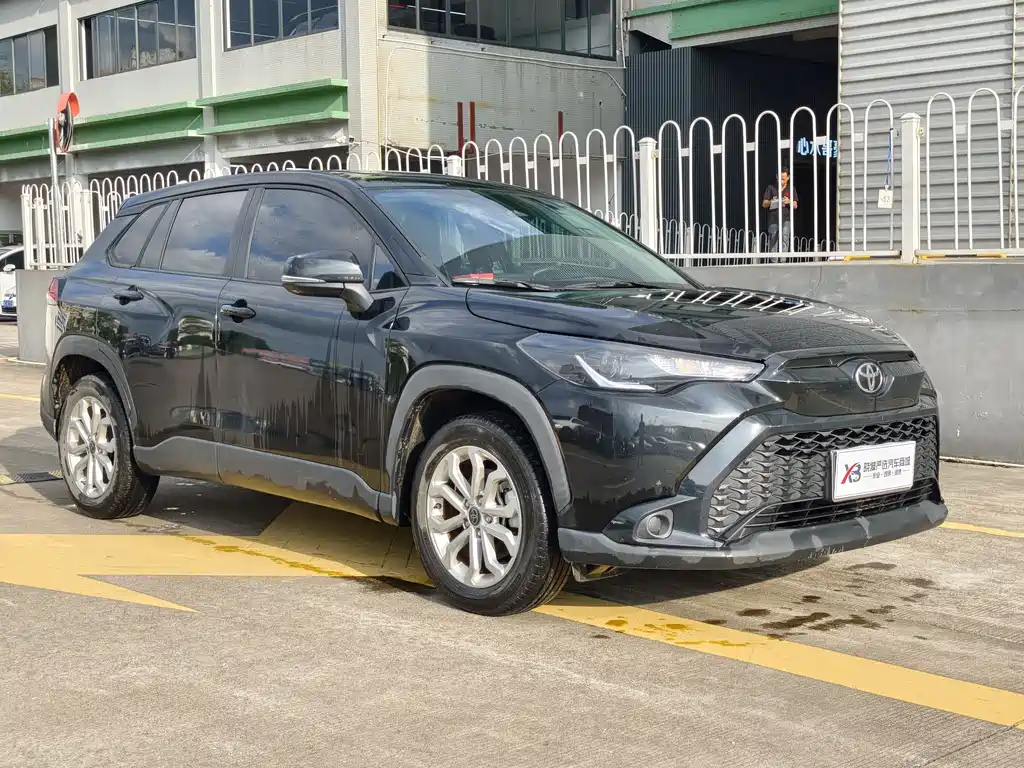 Frontlander 2.0 L CVT Leading