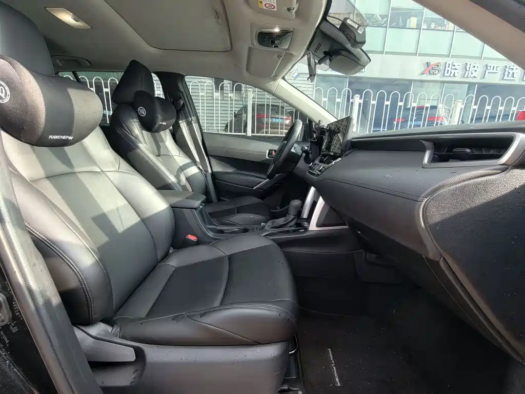 Frontlander 2.0 L CVT Leading