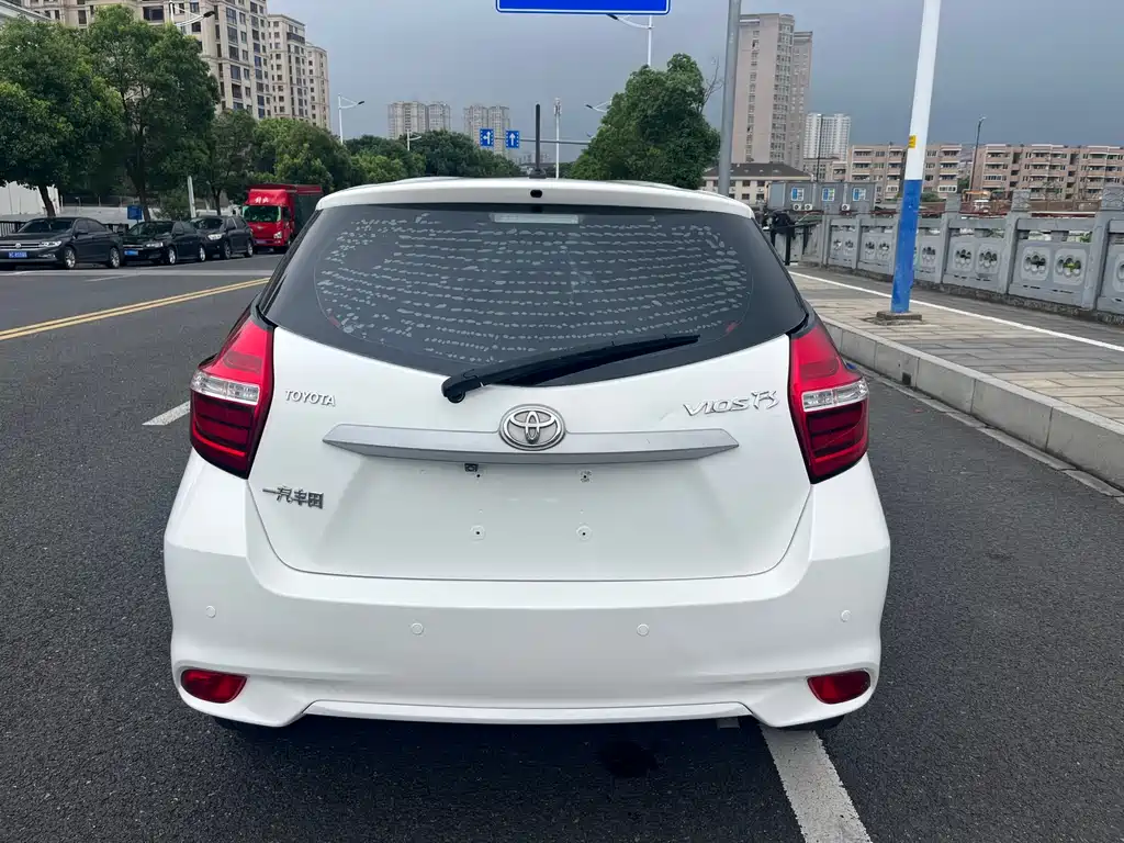 Vios FS 1.5 L CVT Sharp Speed