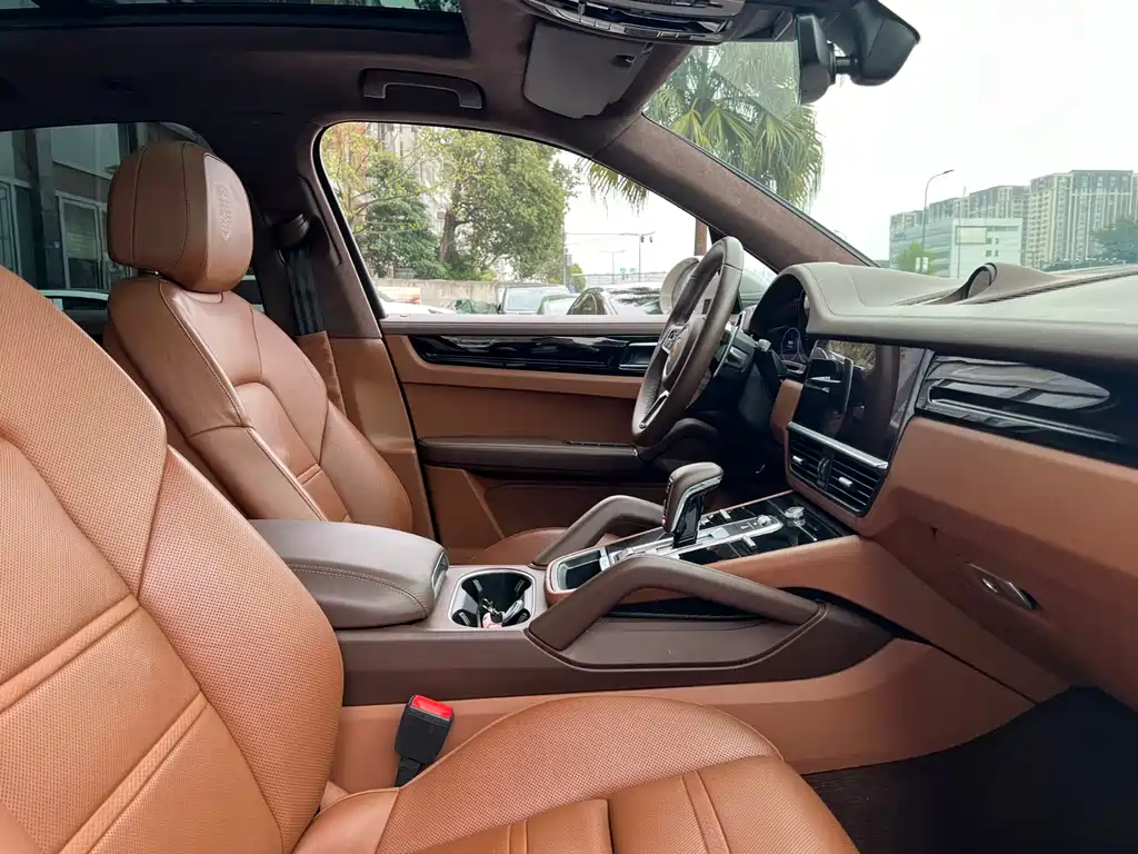Cayenne Cayenne 2021款 3.0 T 加规版