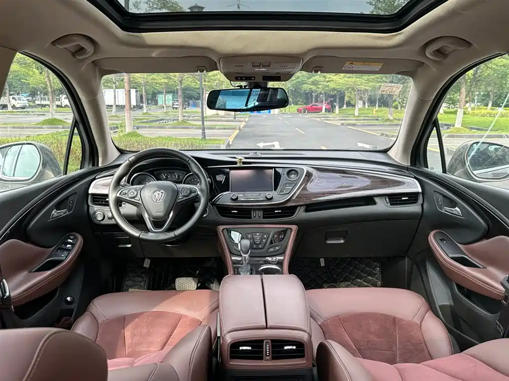 Envision Plus 28 T 4 WD Elite