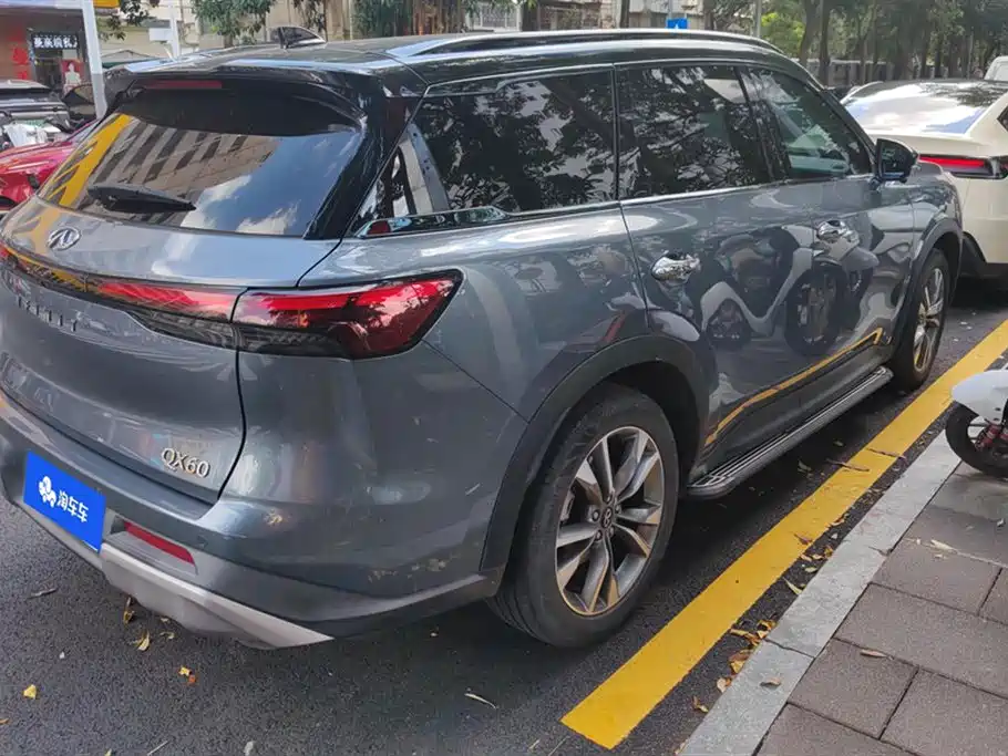 Infiniti QX60 2.0 T 4 WD Luxury