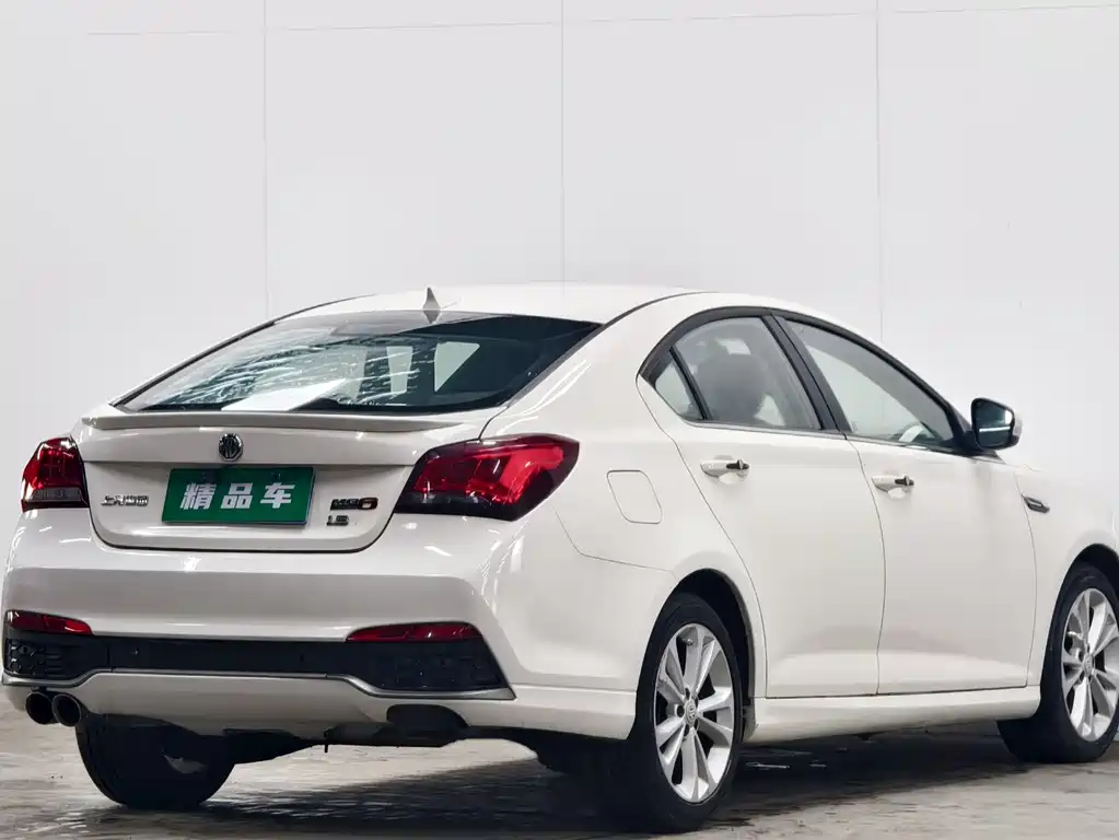 MG6 MG6 2015款 掀背 1.8 L 90周年赛道冠军版自动舒适型