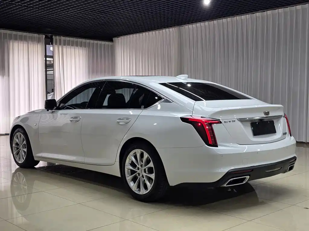 Cadillac CT5 28 T Luxury