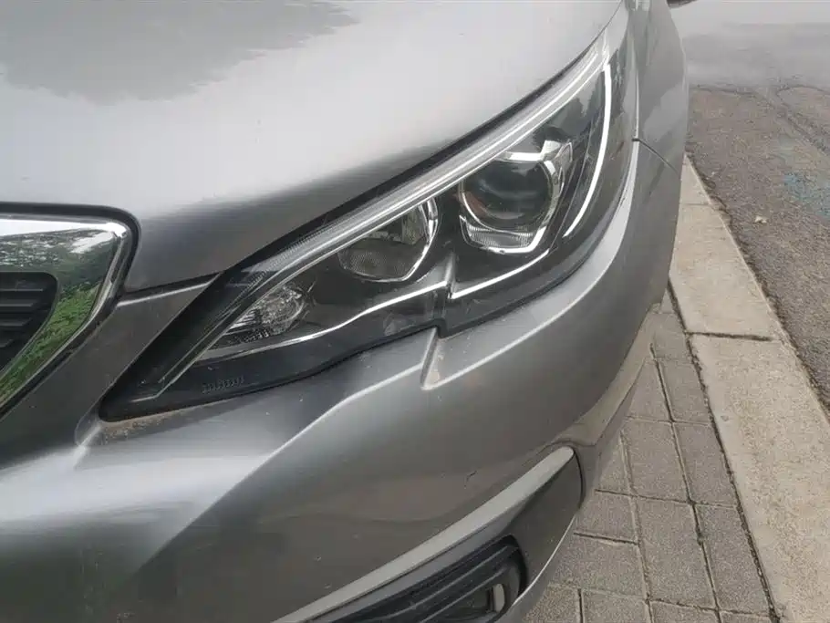 Peugeot 308 1.6 L Manual Fashion