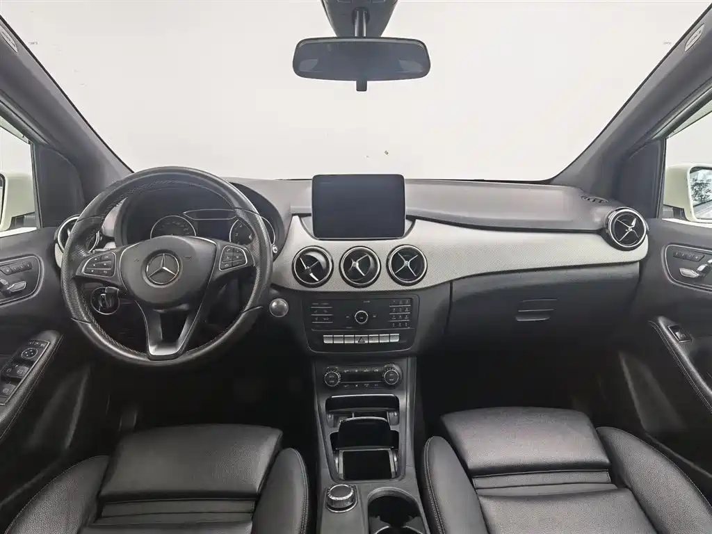 Mercedes-Benz B-Class B 200 Fashion