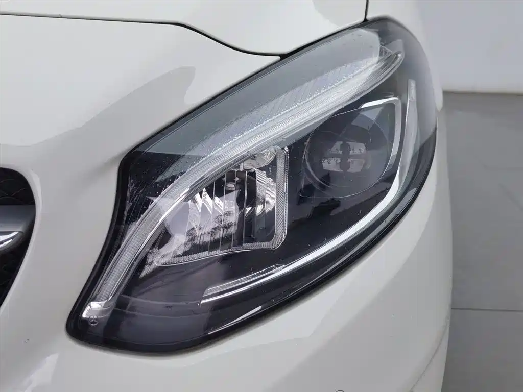 Mercedes-Benz B-Class B 200 Fashion
