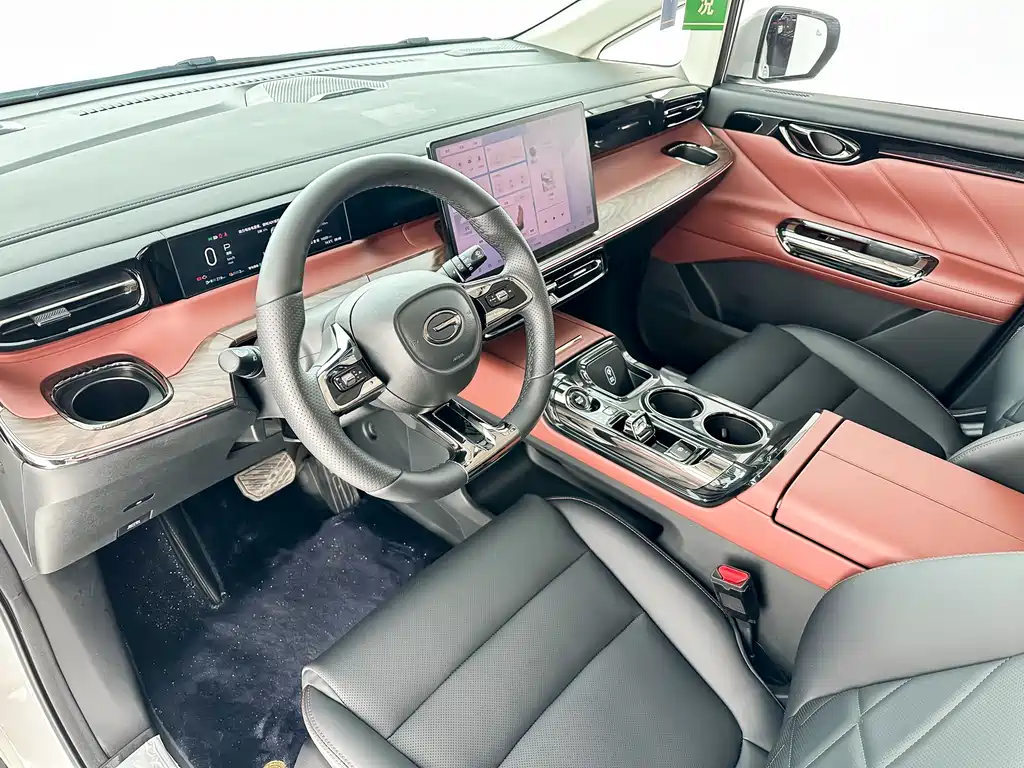 Trumpchi E8 NEV 传祺E8 PHEV 2024款 150 km 龙腾光辉+