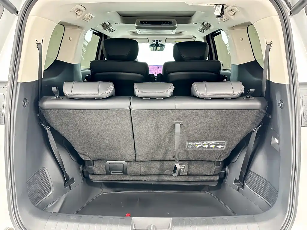 Trumpchi E8 NEV 传祺E8 PHEV 2024款 150 km 龙腾光辉+