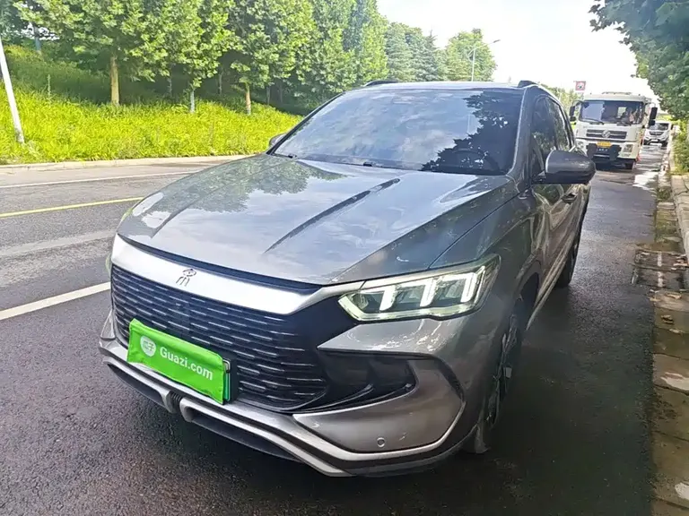 BYD Song Pro NEV Champion DM-i 71 KM Transcend