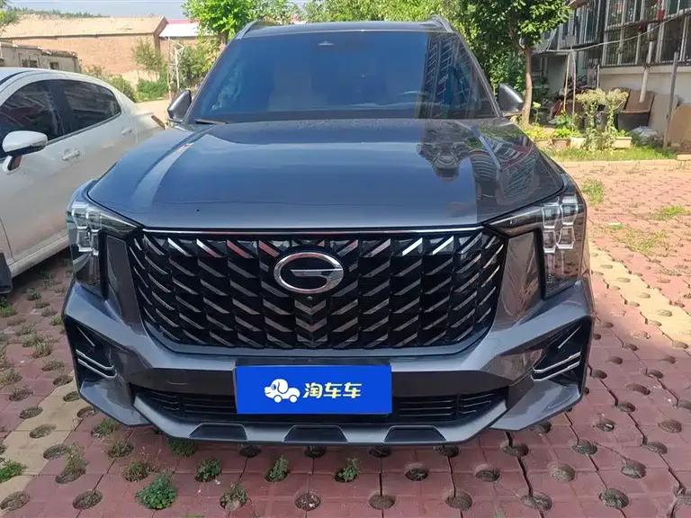 GAC Trumpchi GS8 Navigator Series 2.0 TGDI 2 WD Luxury Connected (7-seat)