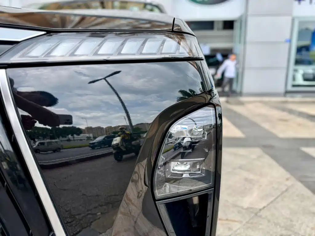 Infiniti QX80 英菲尼迪QX80 2025款 Sensory