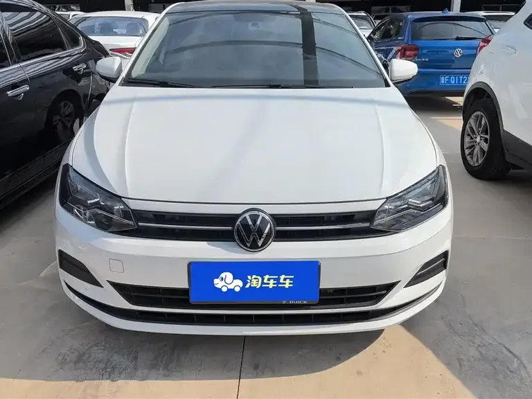Volkswagen Polo Plus 1.5 L Auto Panoramic Pleasure