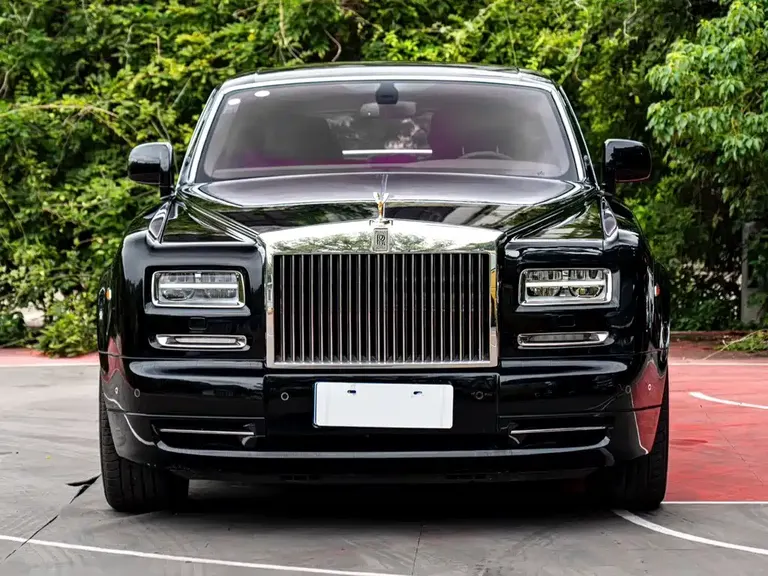 Rolls-Royce Phantom 6.7 L Extended EWB
